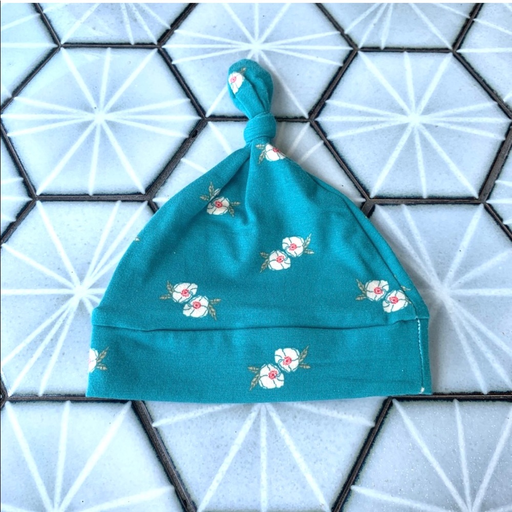 Infant Small Flower Top Knot Hat